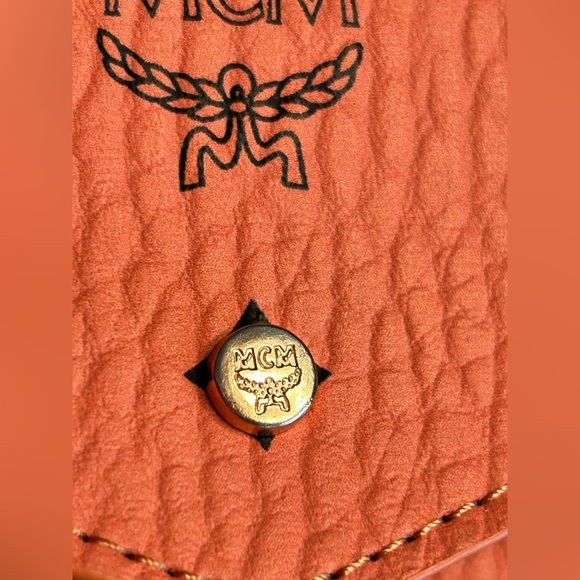 MCM Signature Monogram Envelope Clutch - Picture 3 of 3